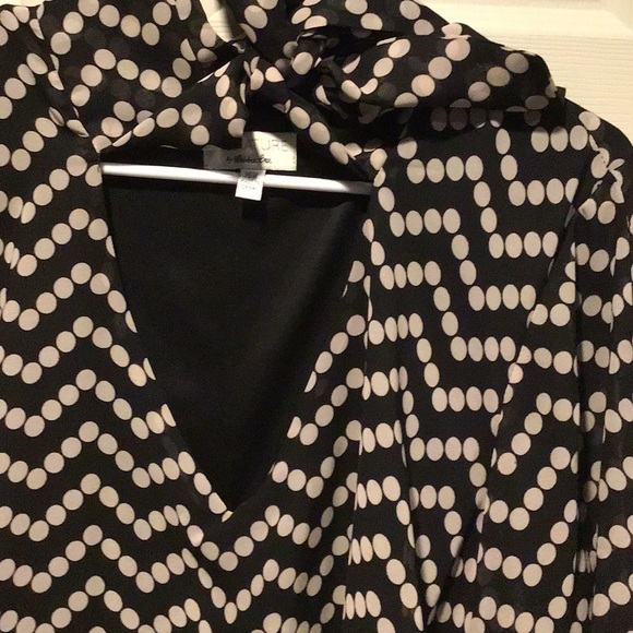 Black and white dress - Picture 5 of 5